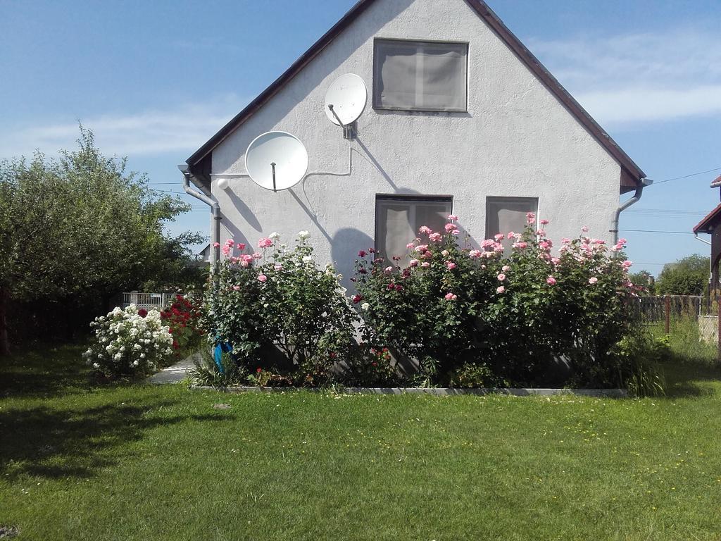 Vila Janos Nyaralo Balatonmáriafürdő Exteriér fotografie